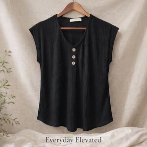 New Fashion Black Textured Blouse – Size Small